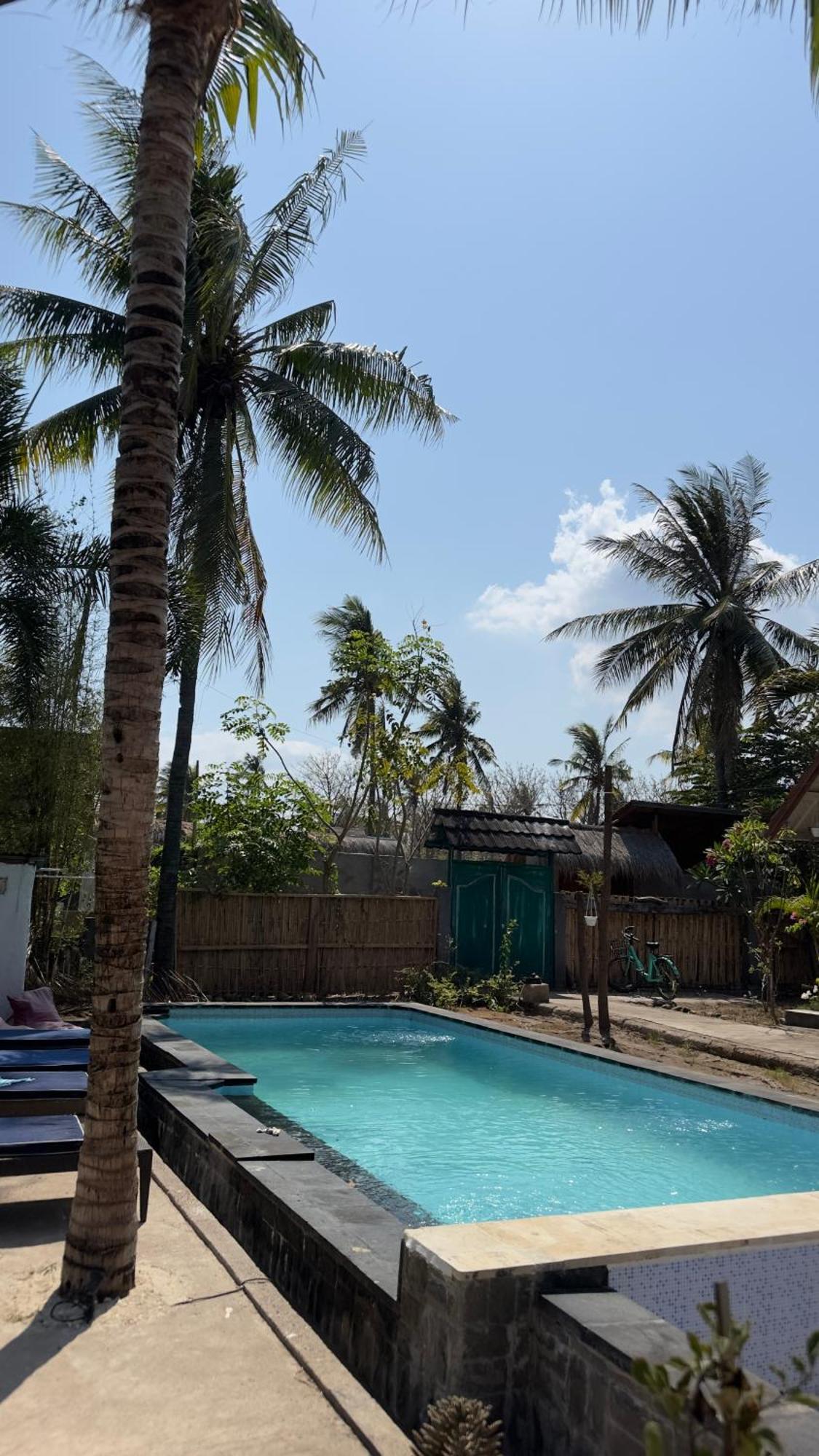 Playa Bonita Hotel & Beach Club Gili Air Bagian luar foto